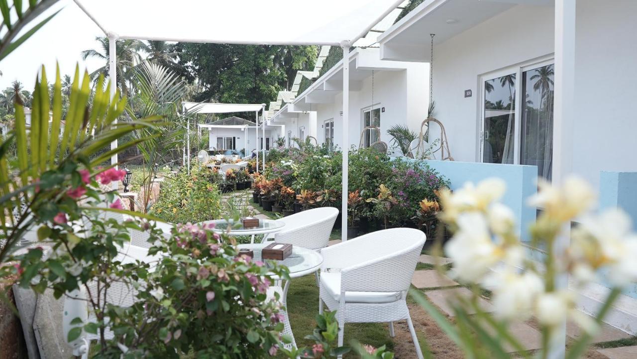 Whiteflower Resort Morjim Zewnętrze zdjęcie