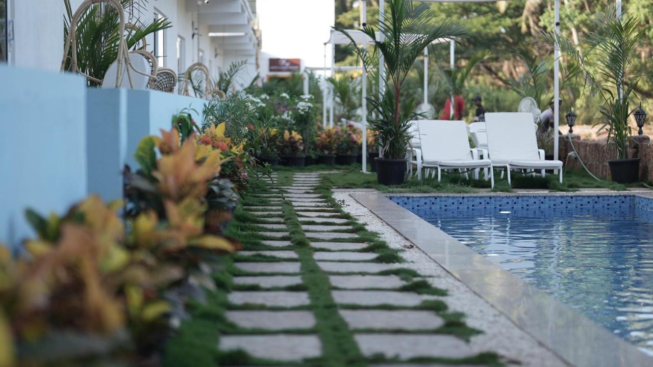 Whiteflower Resort Morjim Zewnętrze zdjęcie