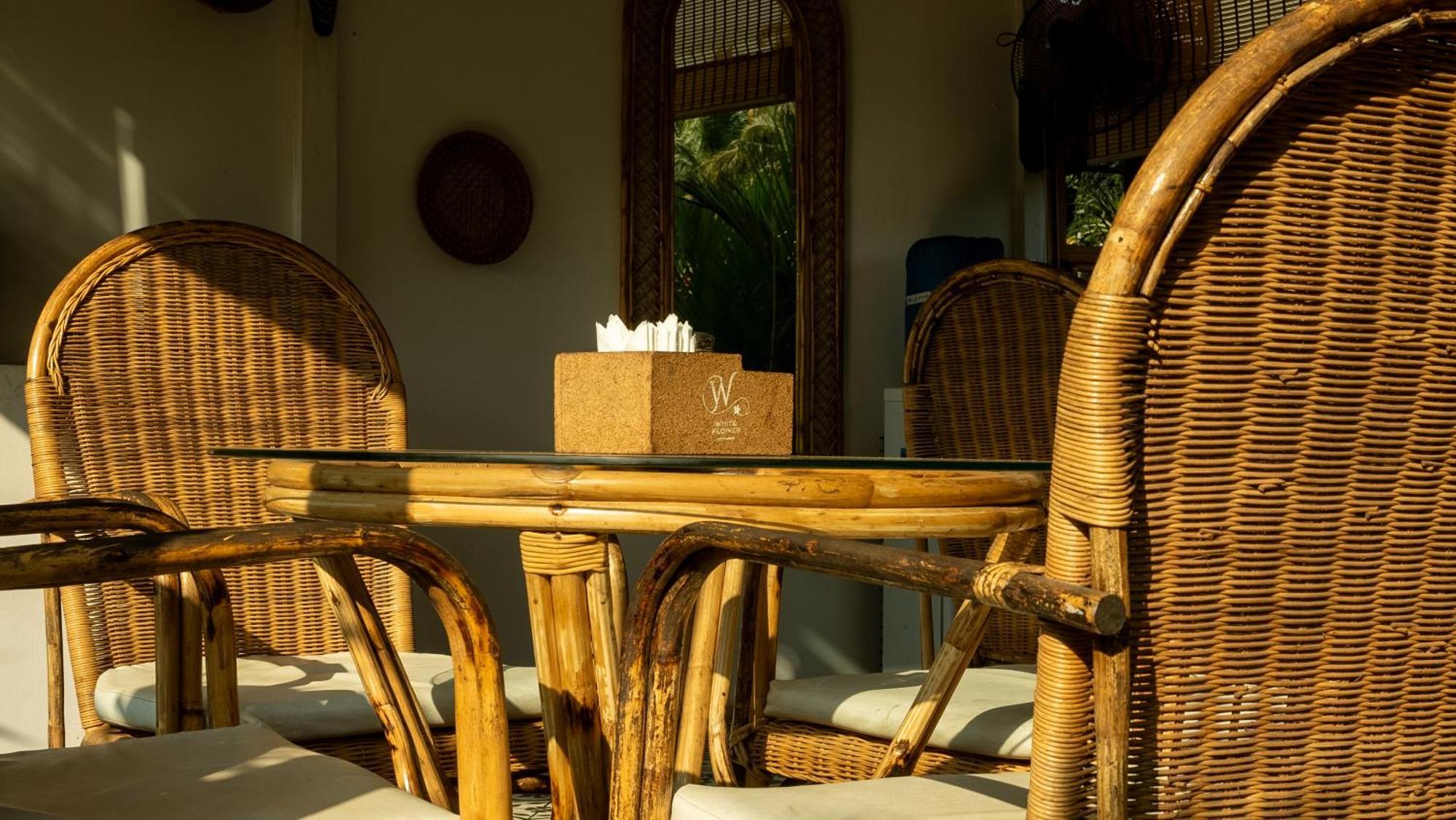 Whiteflower Resort Morjim Zewnętrze zdjęcie